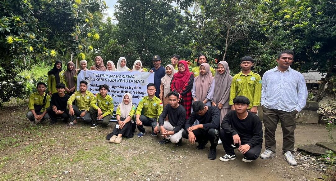 Studi Lapangan Agroforestry dan HHBK sebagai Model Pengelolaan Hutan BerkelanjutanTaman Edukasi Madu Linot